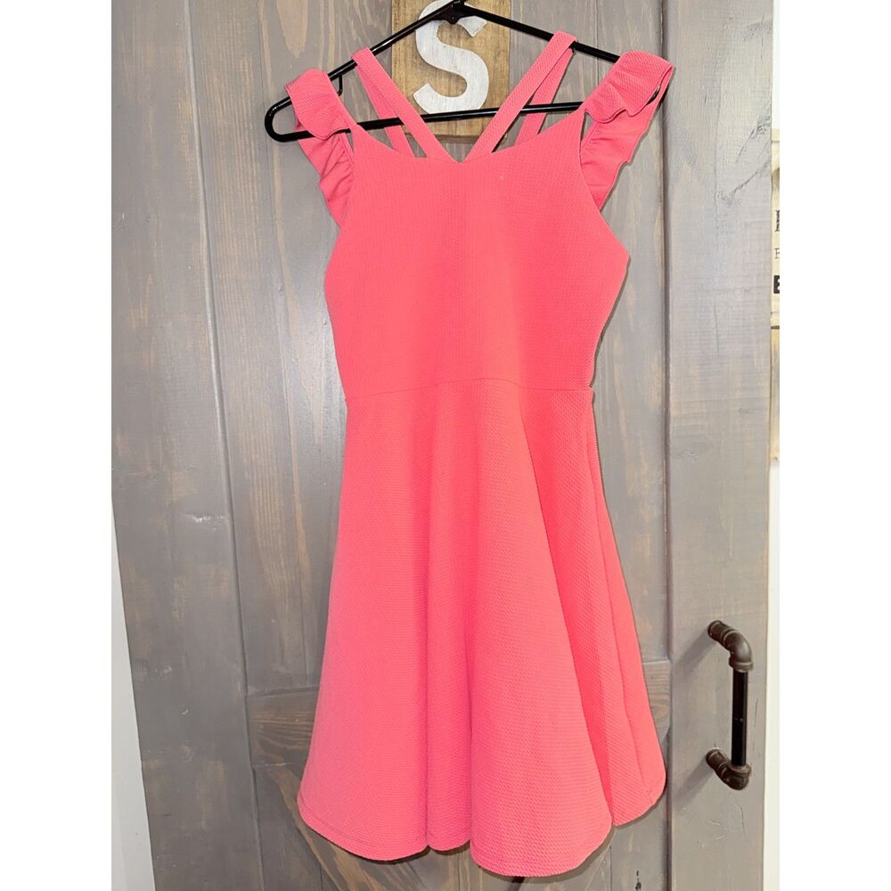 NEW GIRLS DRESS